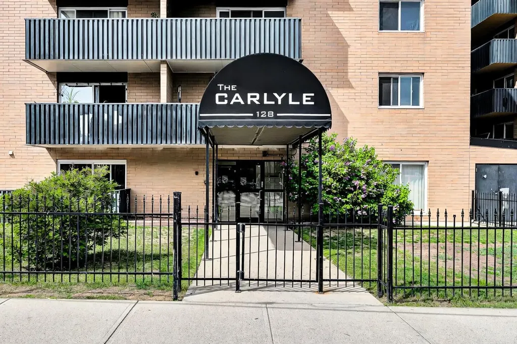 128 15 Avenue SW Calgary AB T2R0R5
