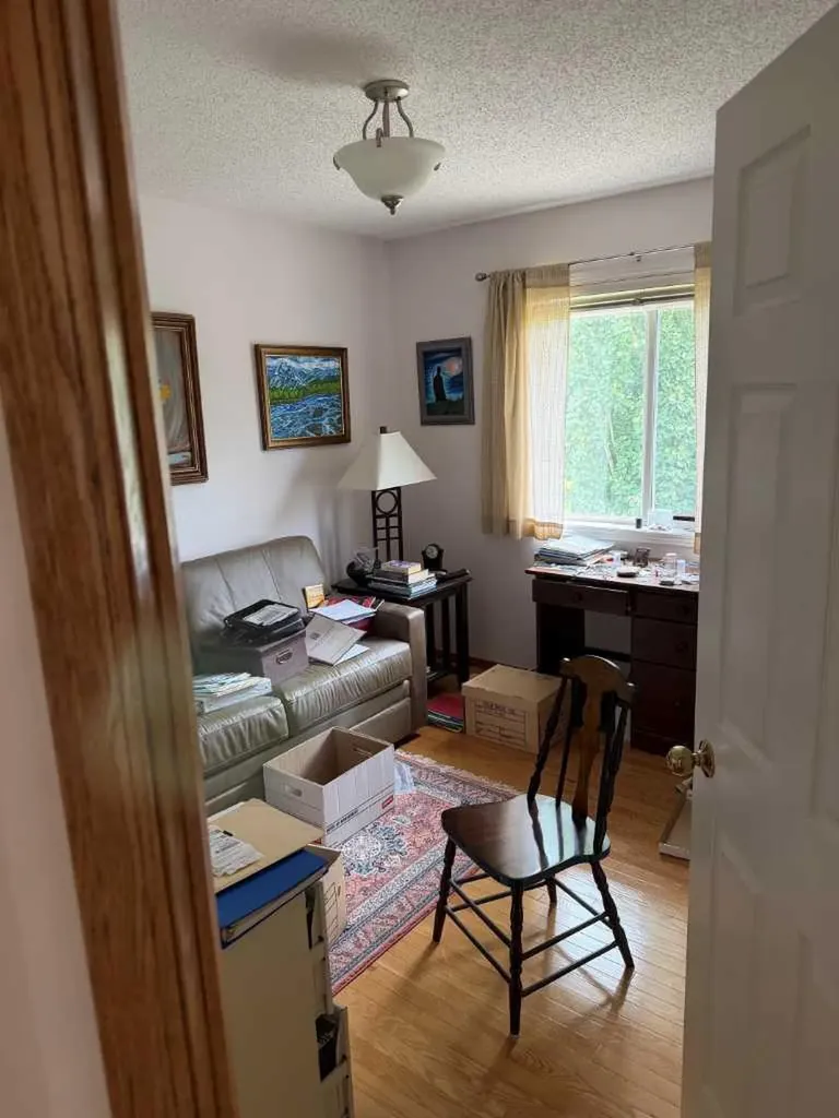 65 Spring Crescent SW Calgary AB T3H 3V2