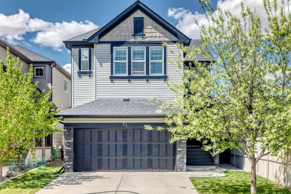 71 Hillcrest Street SW Airdrie AB T4B 0Y7