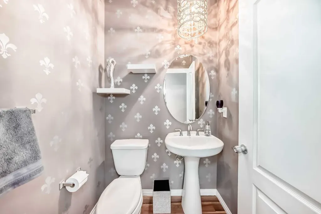 71 Hillcrest Street SW Airdrie AB T4B 0Y7