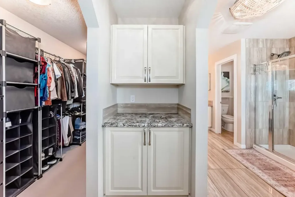 71 Hillcrest Street SW Airdrie AB T4B 0Y7