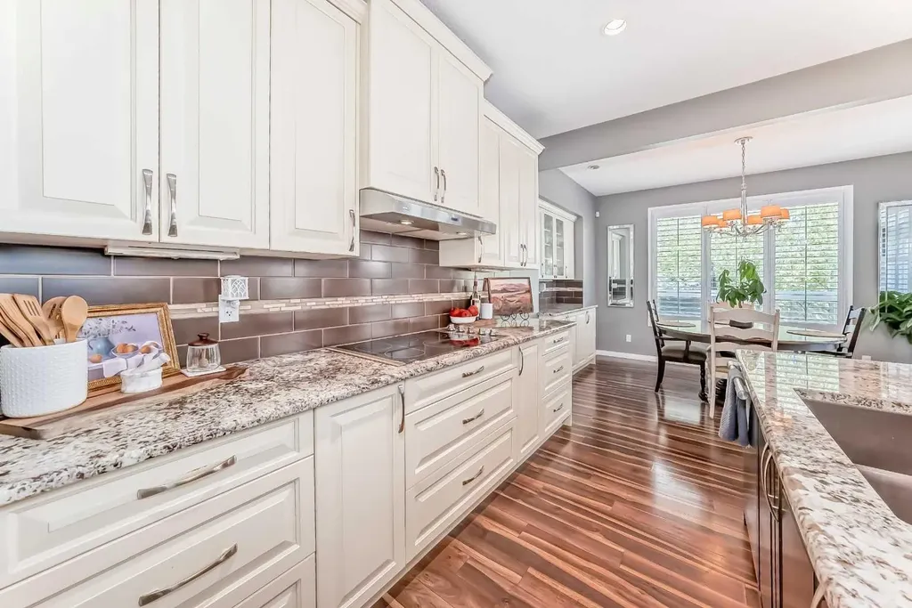71 Hillcrest Street SW Airdrie AB T4B 0Y7