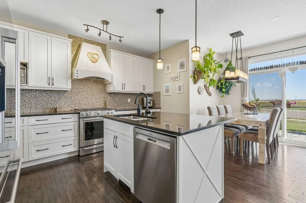 280 Rainbow Falls Way Chestermere AB T1X 0T1