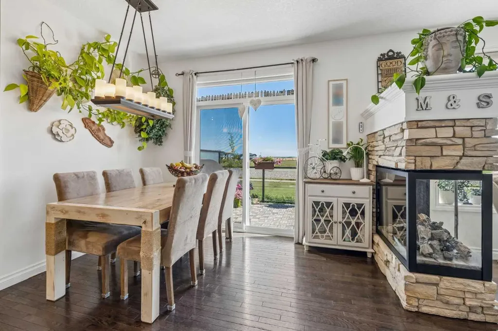 280 Rainbow Falls Way Chestermere AB T1X 0T1