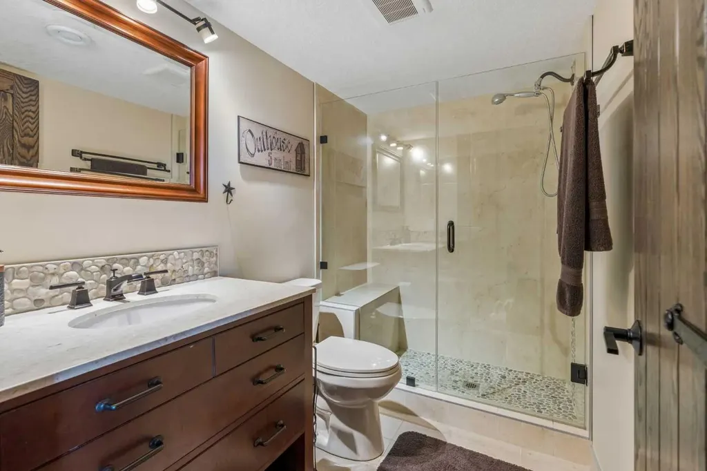 280 Rainbow Falls Way Chestermere AB T1X 0T1