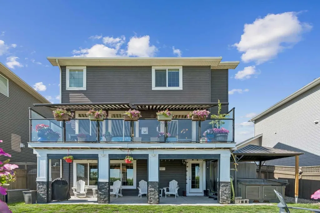 280 Rainbow Falls Way Chestermere AB T1X 0T1