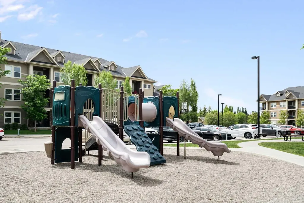 200 Cranfield Common SE Calgary AB T3M 1S2
