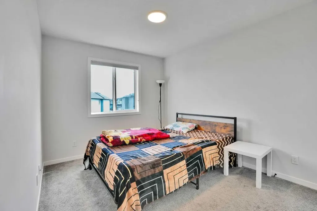 1014 Bayview Rise SW Airdrie AB T4B 5K4