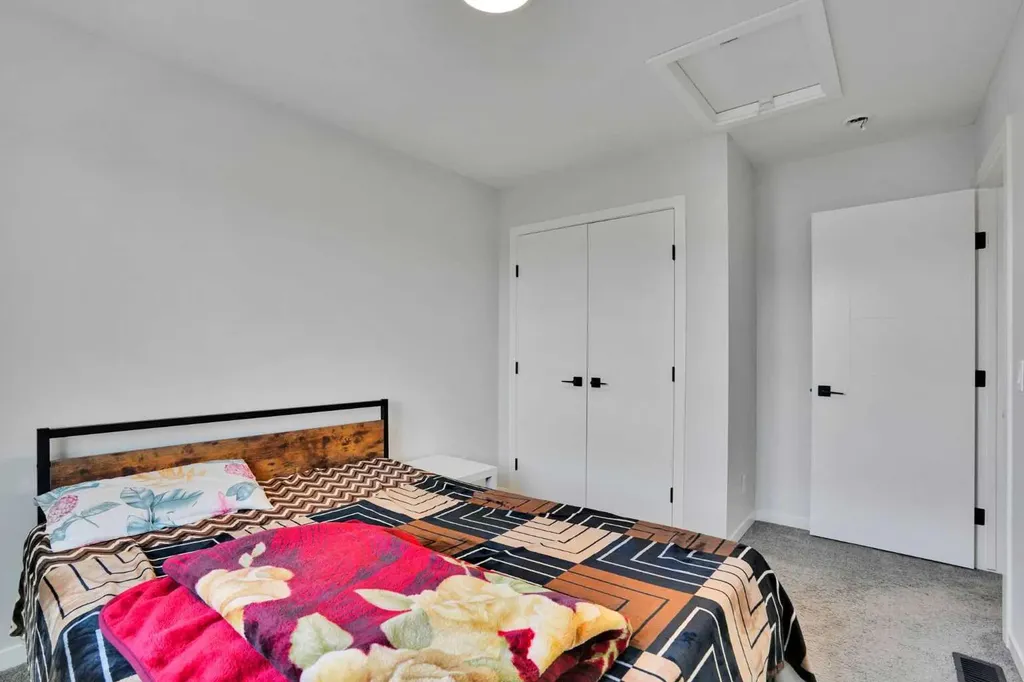 1014 Bayview Rise SW Airdrie AB T4B 5K4