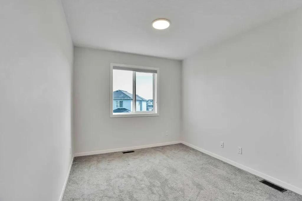 1014 Bayview Rise SW Airdrie AB T4B 5K4