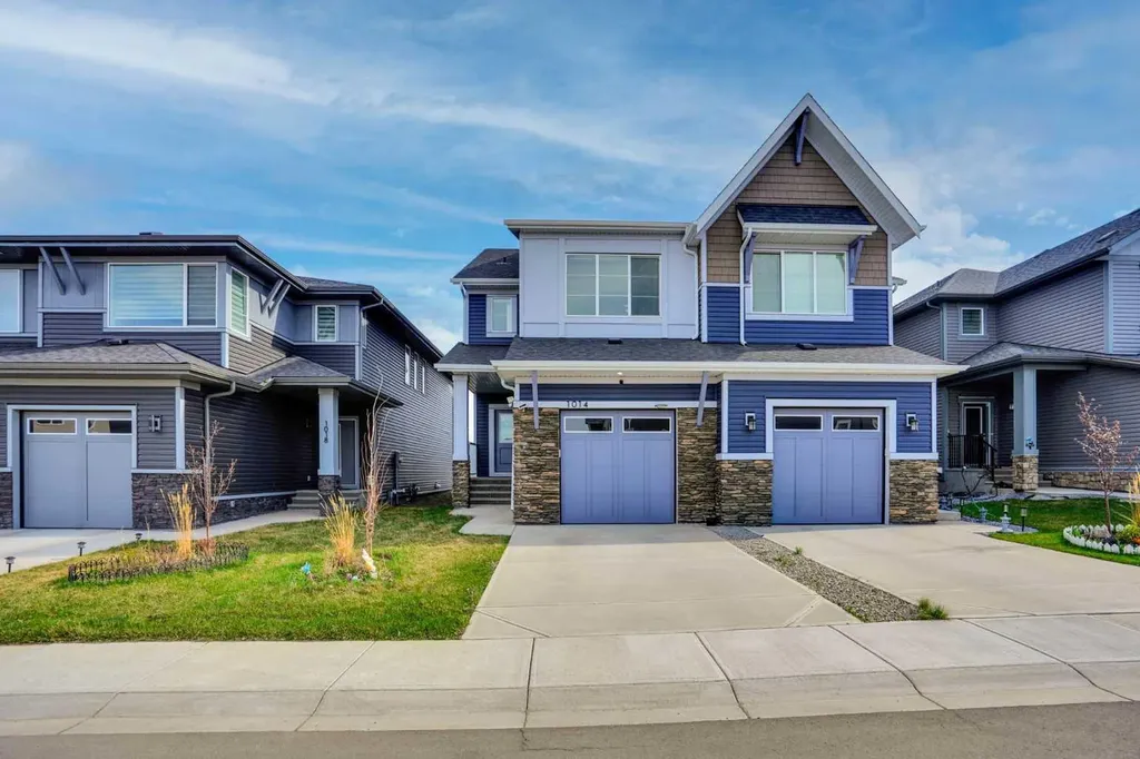 1014 Bayview Rise SW Airdrie AB T4B 5K4