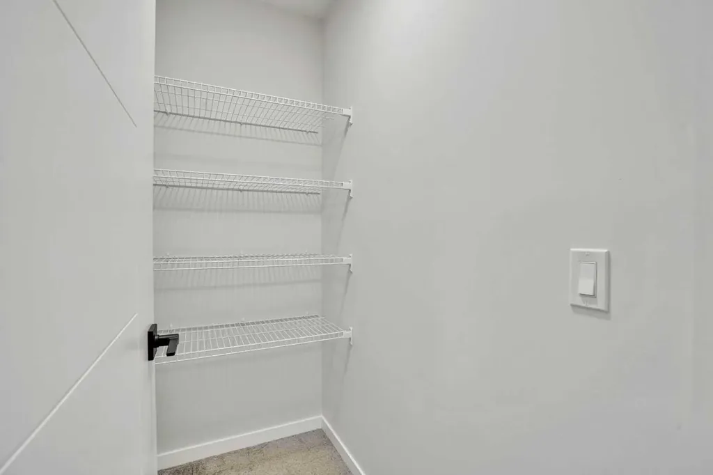 1014 Bayview Rise SW Airdrie AB T4B 5K4
