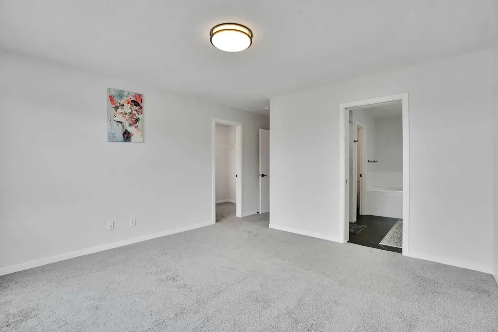 1014 Bayview Rise SW Airdrie AB T4B 5K4
