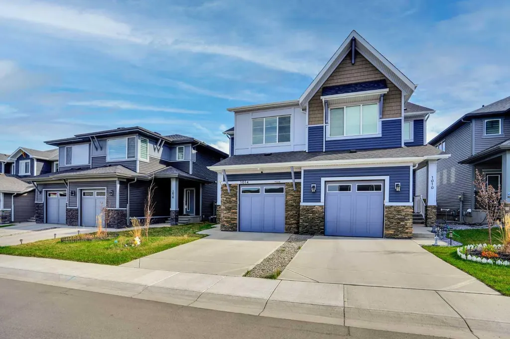 1014 Bayview Rise SW Airdrie AB T4B 5K4