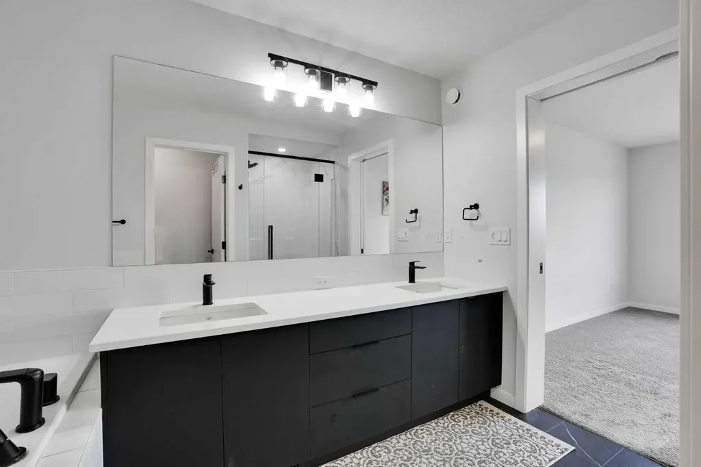 1014 Bayview Rise SW Airdrie AB T4B 5K4