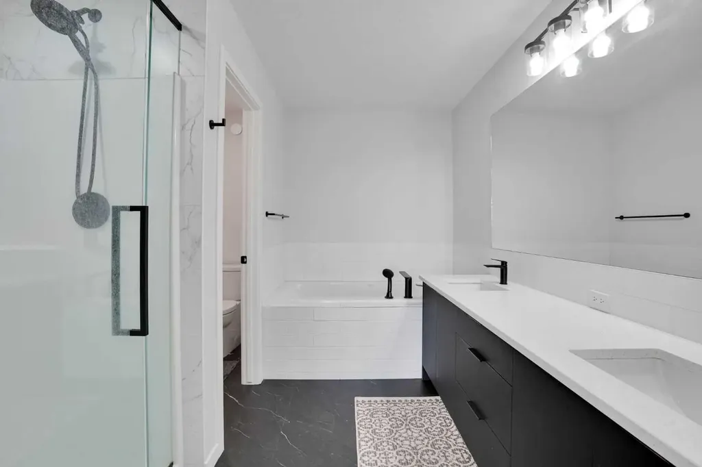 1014 Bayview Rise SW Airdrie AB T4B 5K4