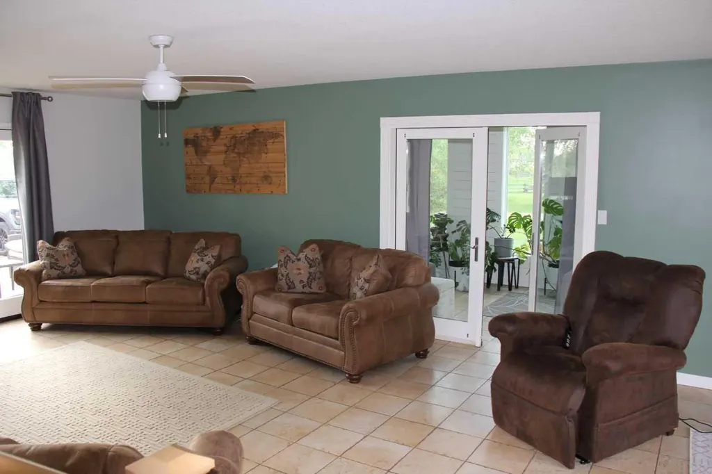 40032 Range Road 220 Rural Lacombe County AB T0B 3C0