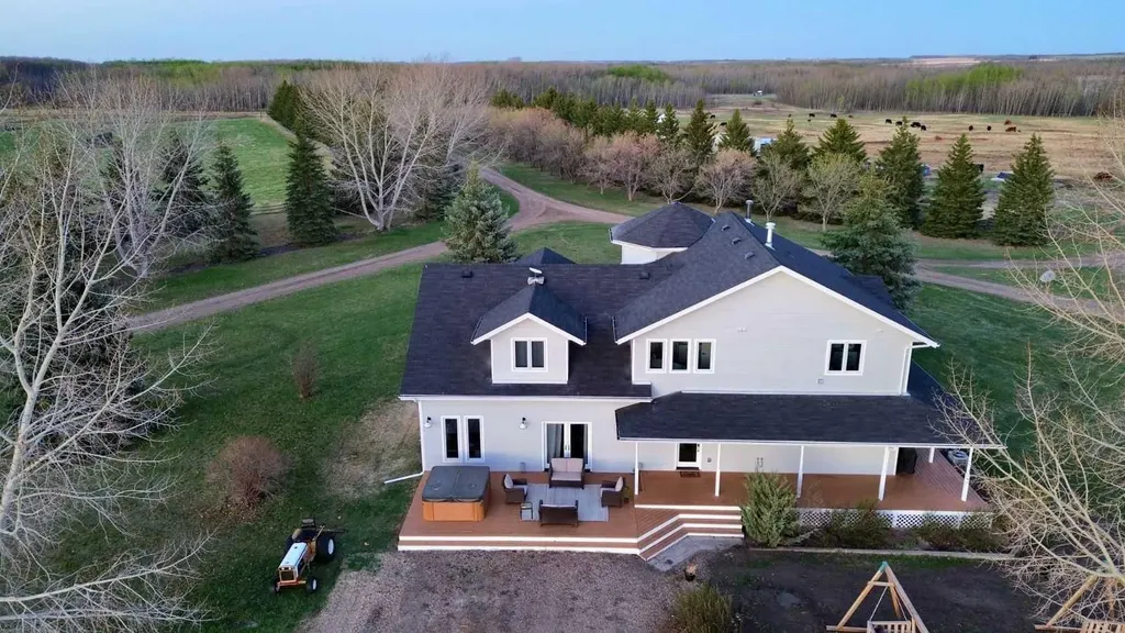40032 Range Road 220 Rural Lacombe County AB T0B 3C0