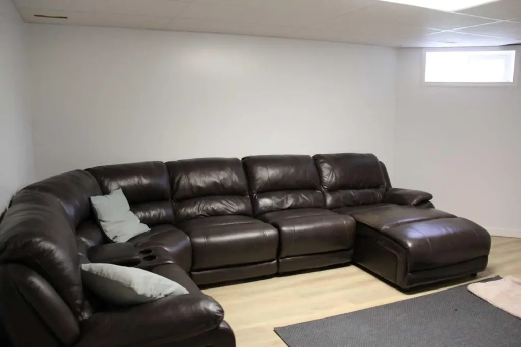 40032 Range Road 220 Rural Lacombe County AB T0B 3C0