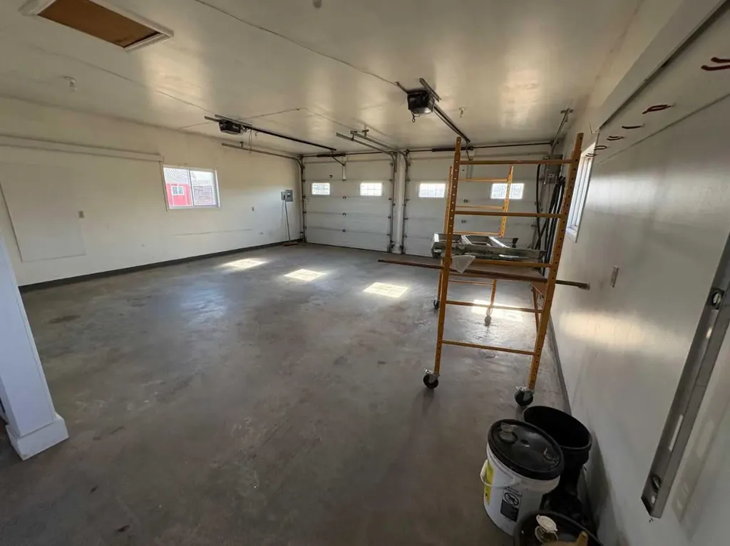 40032 Range Road 220 Rural Lacombe County AB T0B 3C0