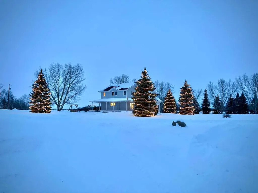 40032 Range Road 220 Rural Lacombe County AB T0B 3C0