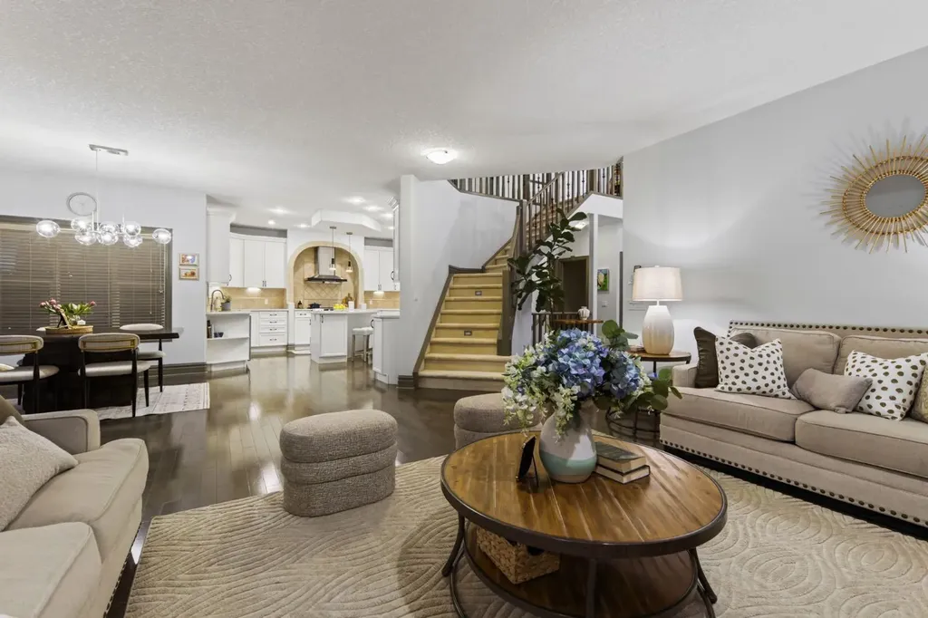159 Discovery Ridge Way SW Calgary AB T3H5G3