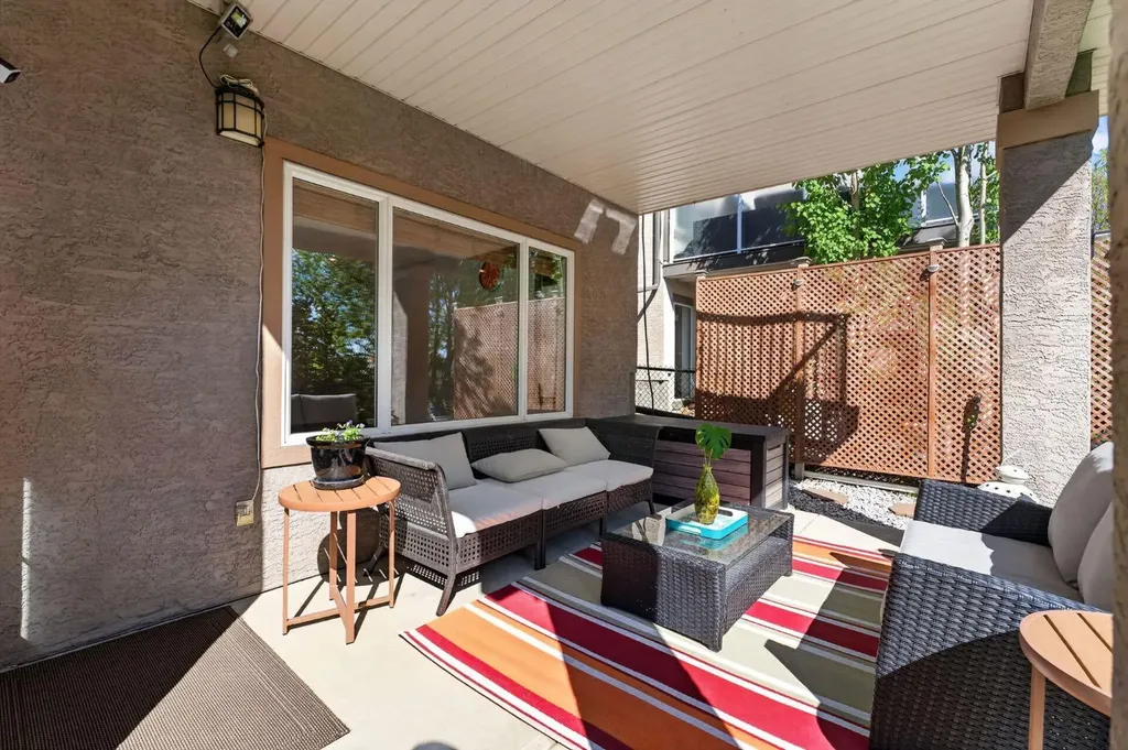 159 Discovery Ridge Way SW Calgary AB T3H5G3