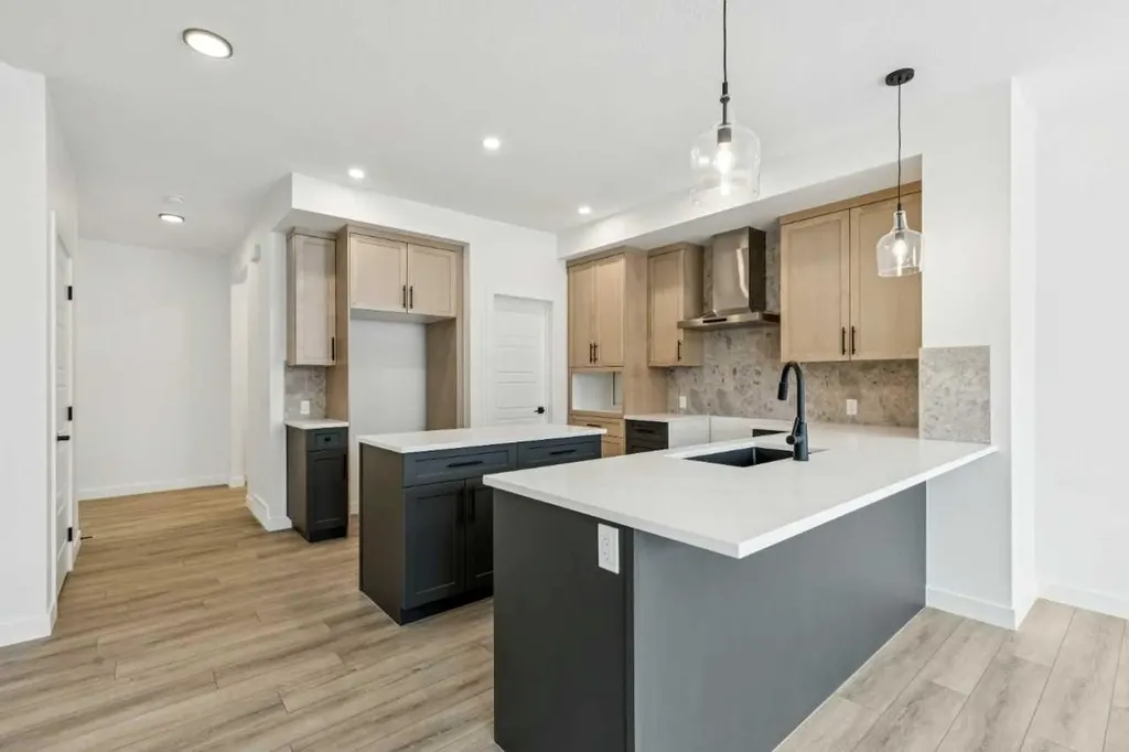 112 Amblefield Grove NW Calgary AB T3P2L4
