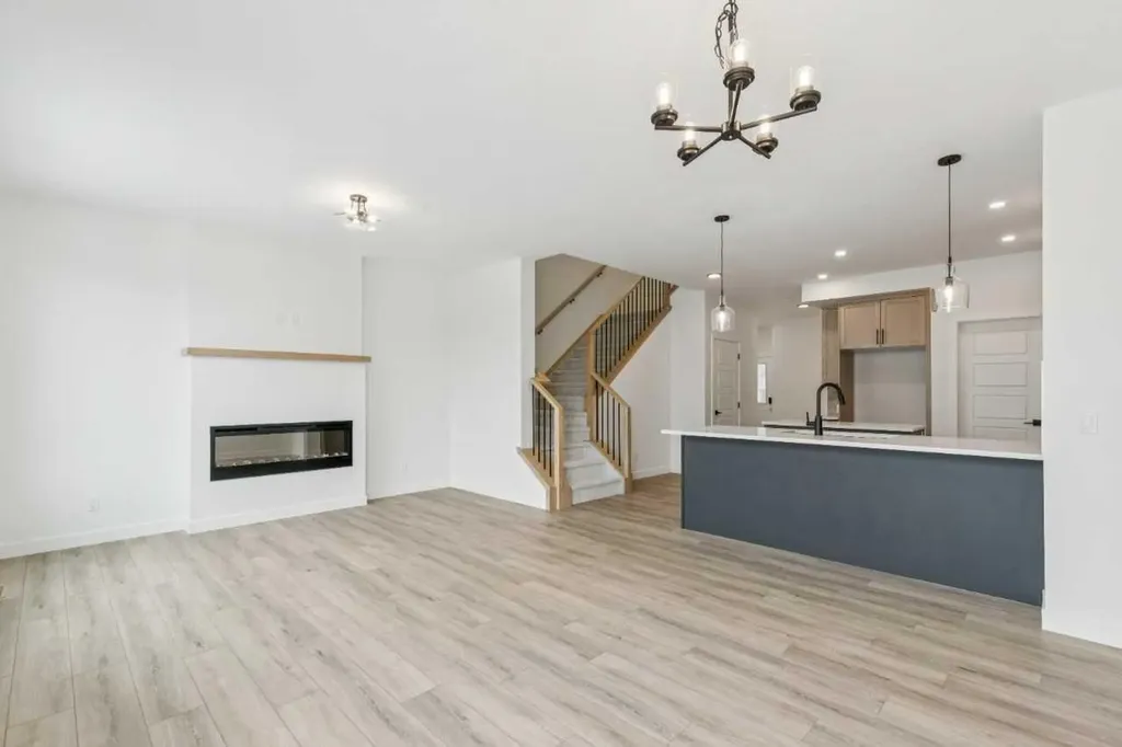 112 Amblefield Grove NW Calgary AB T3P2L4