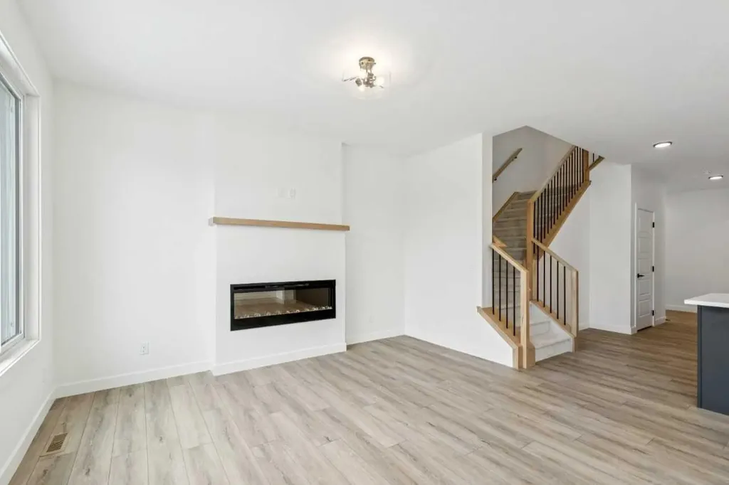 112 Amblefield Grove NW Calgary AB T3P2L4
