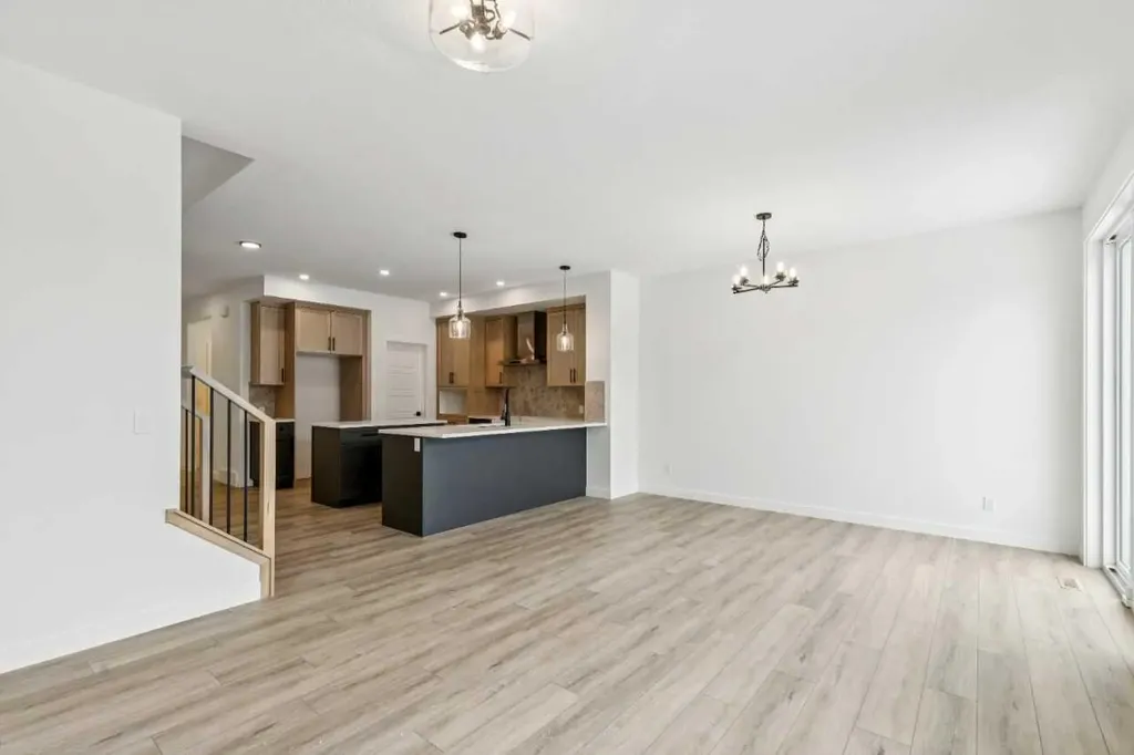 112 Amblefield Grove NW Calgary AB T3P2L4