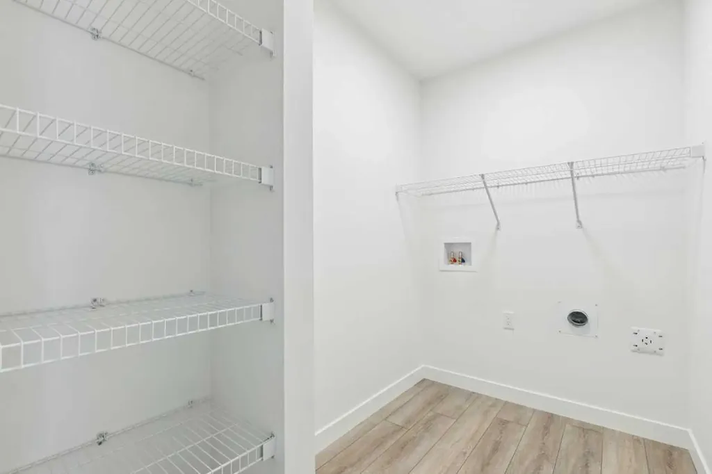 112 Amblefield Grove NW Calgary AB T3P2L4
