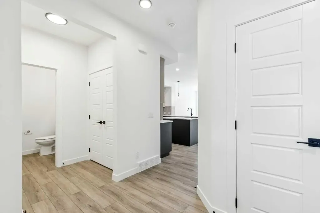 112 Amblefield Grove NW Calgary AB T3P2L4