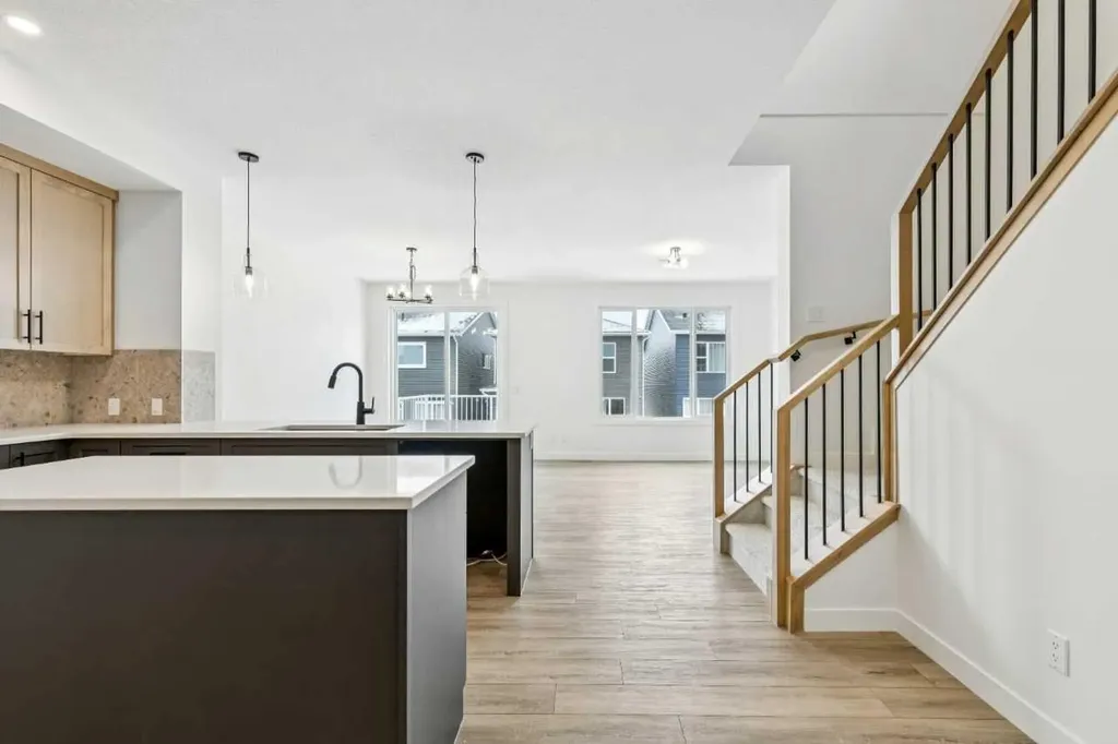 112 Amblefield Grove NW Calgary AB T3P2L4