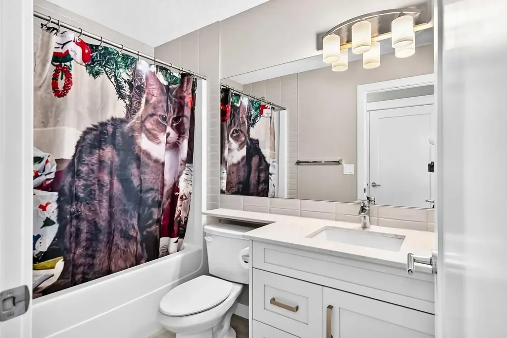 125 Walgrove Cove SE Calgary AB T2X 4E1