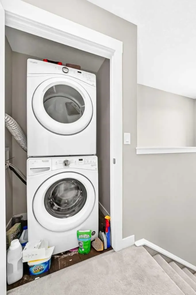 125 Walgrove Cove SE Calgary AB T2X 4E1
