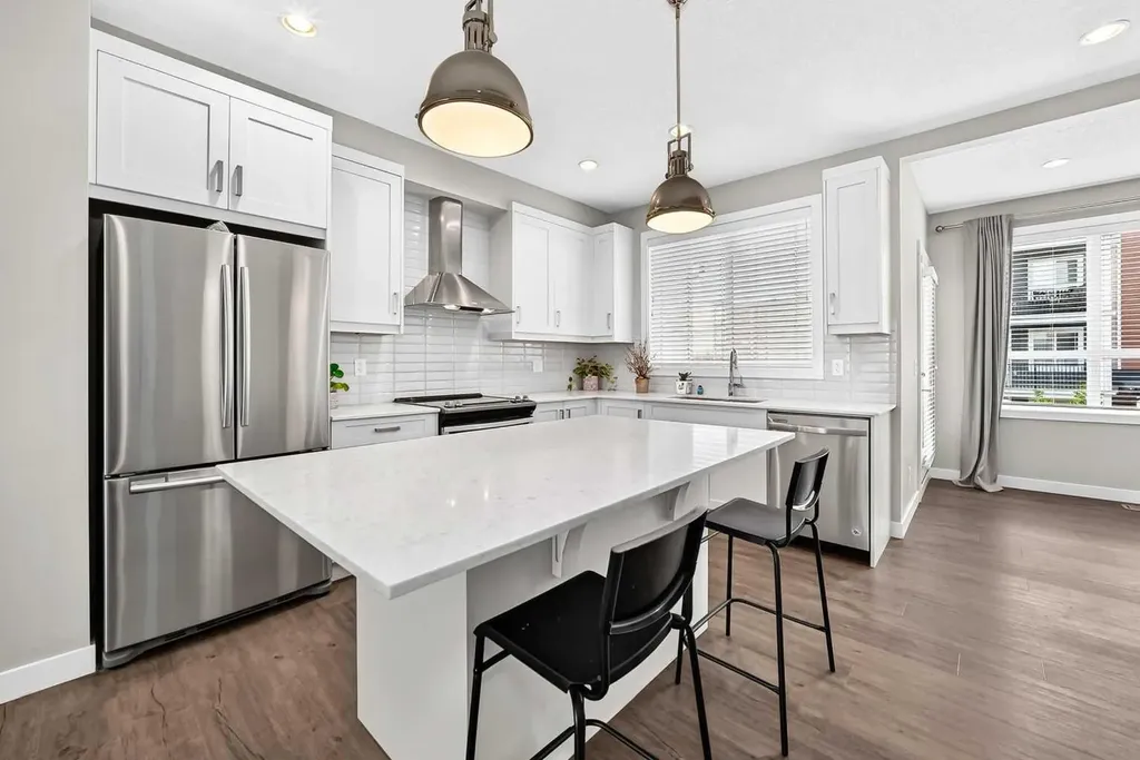 125 Walgrove Cove SE Calgary AB T2X 4E1