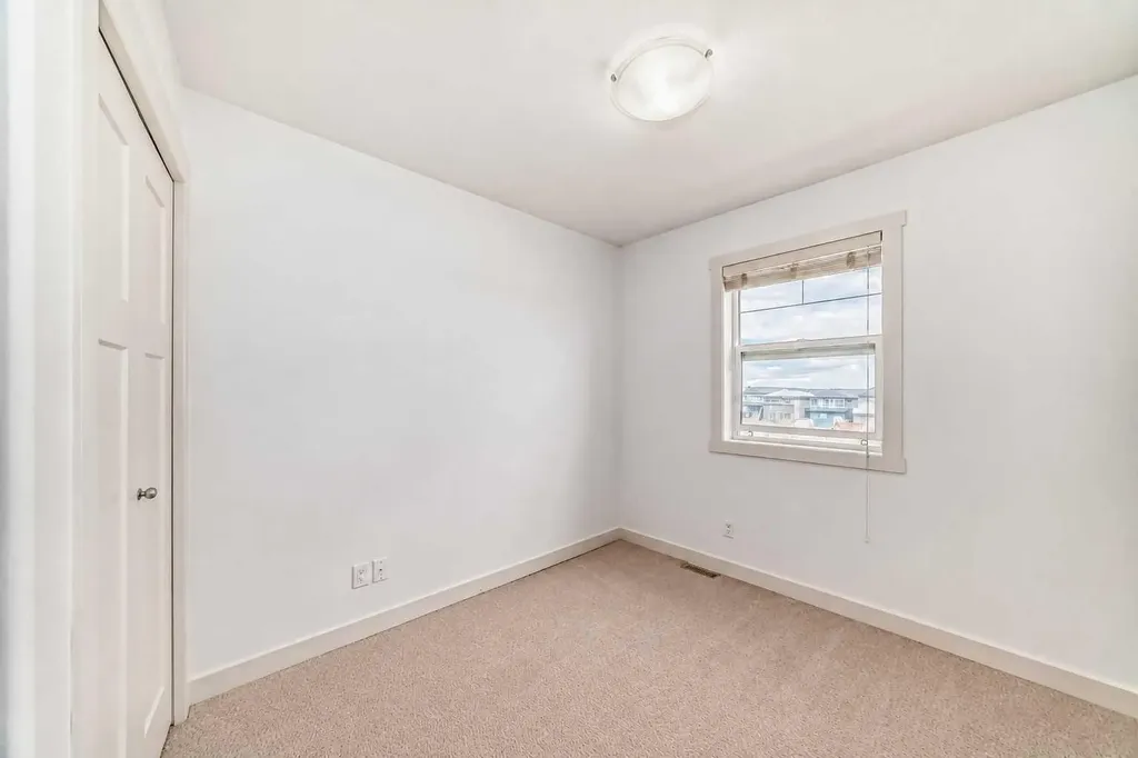 310 Skyview Ranch Grove NE Calgary AB T3N 0R6