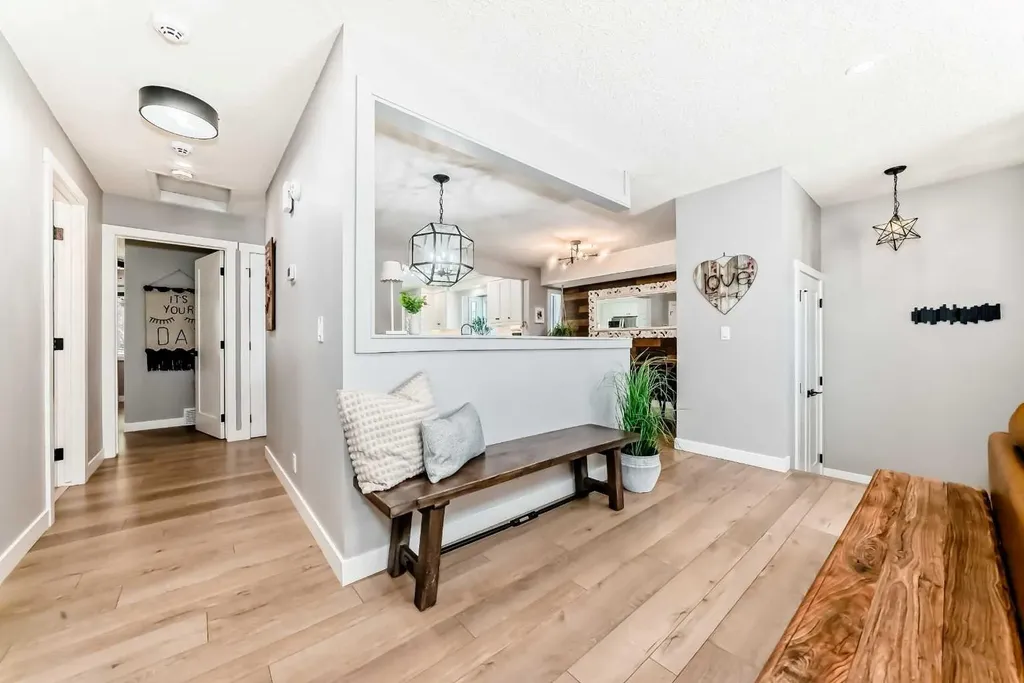 96 Coach Gate Way SW Calgary AB T3H 1Z7