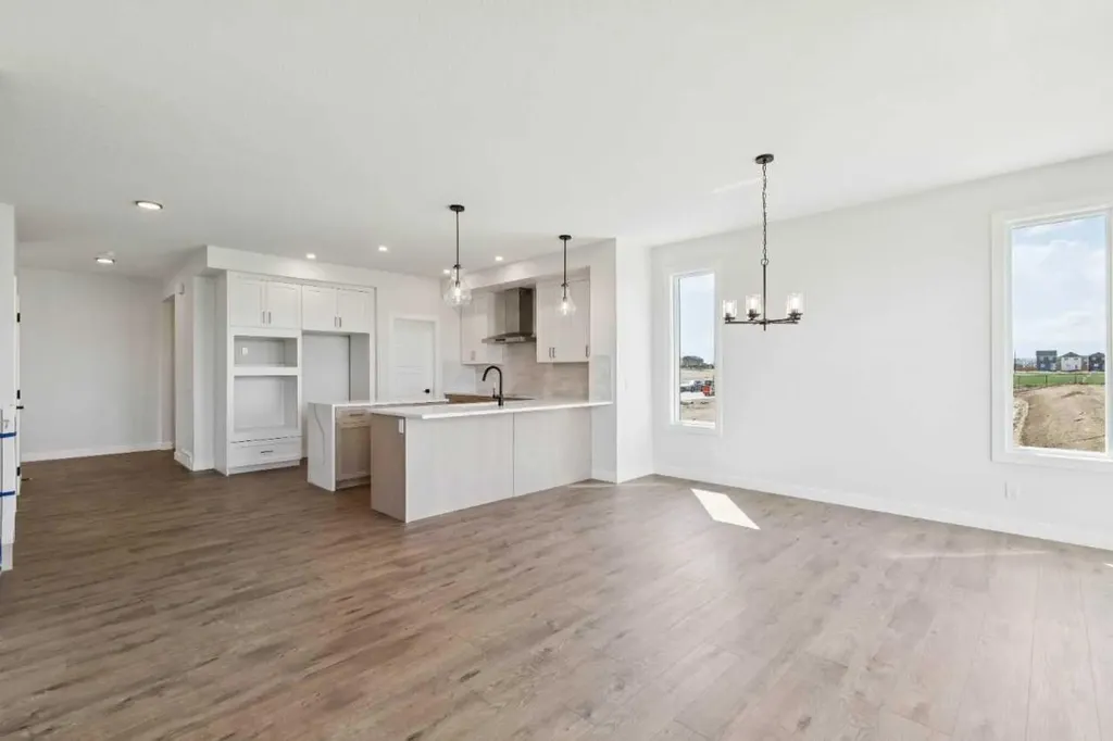 462 Bighorn Avenue SW Calgary AB T2Y1C8