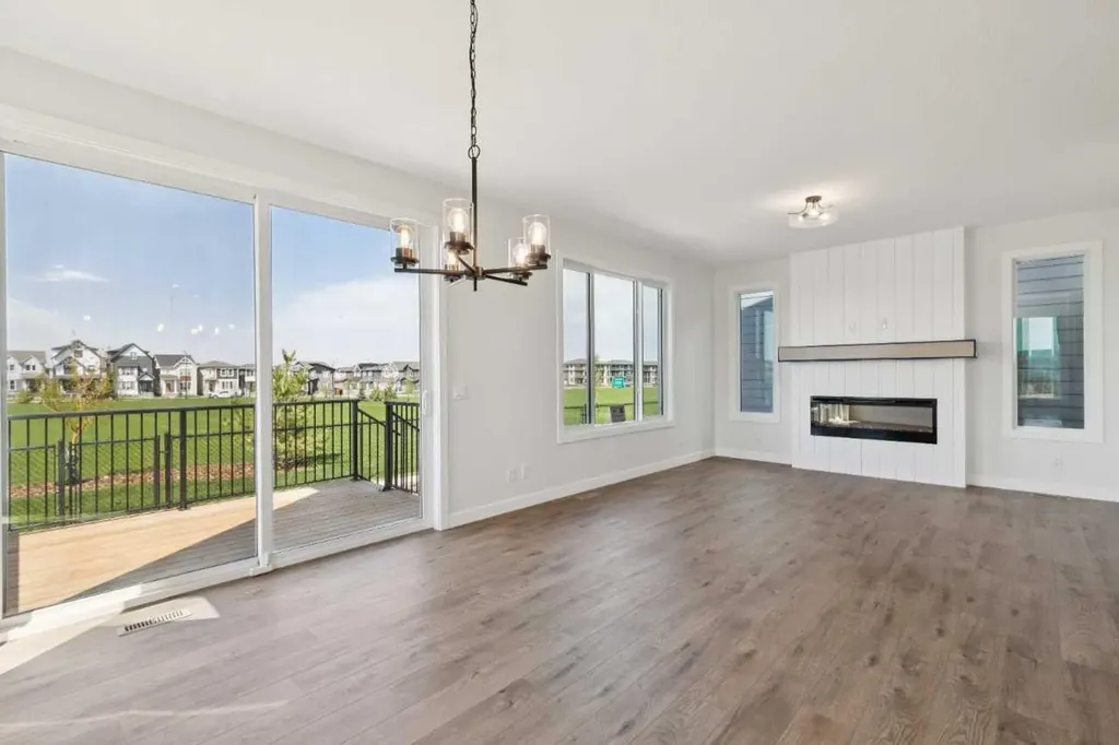 462 Bighorn Avenue SW Calgary AB T2Y1C8