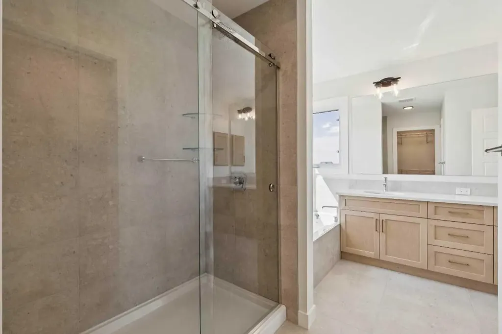 462 Bighorn Avenue SW Calgary AB T2Y1C8