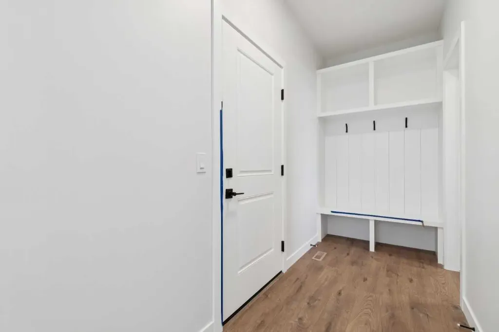 462 Bighorn Avenue SW Calgary AB T2Y1C8
