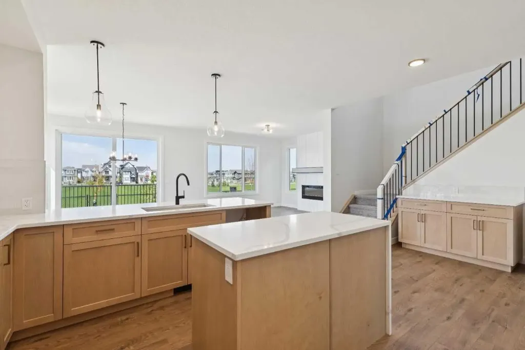 462 Bighorn Avenue SW Calgary AB T2Y1C8