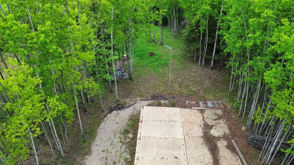 On Range Road 64 Pt Nw-28-74-6-w6 Range Sexsmith AB T0H 3C0