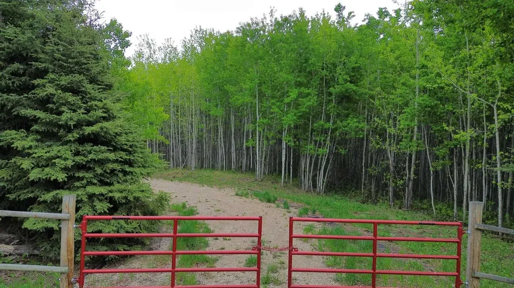 On Range Road 64 Pt Nw-28-74-6-w6 Range Sexsmith AB T0H 3C0