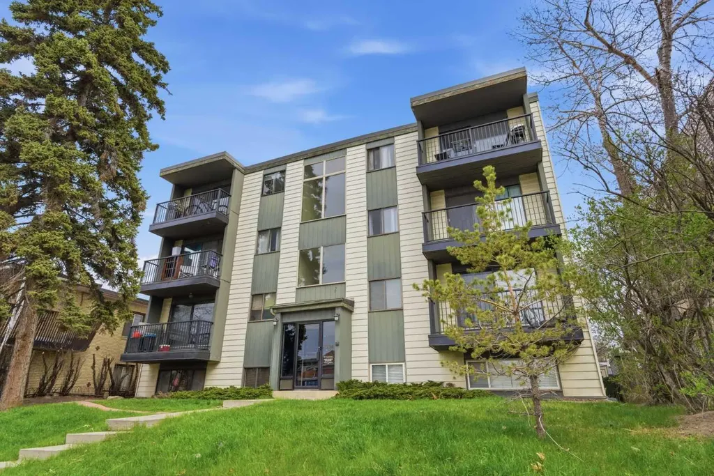 2734 17 Avenue SW Calgary AB T3E 0A7