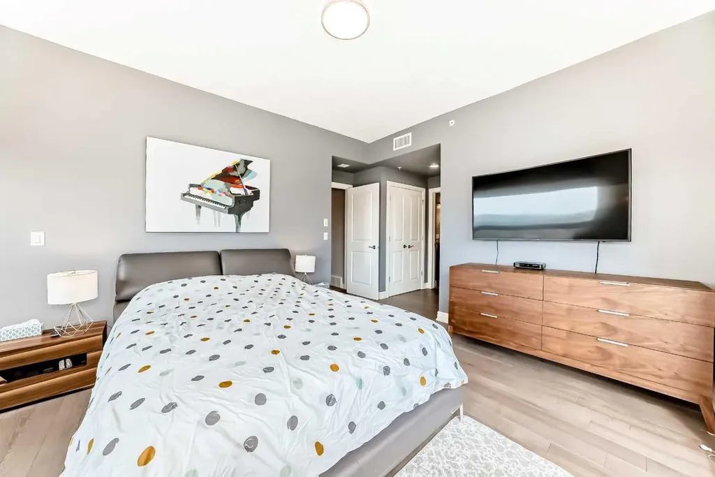 920 5 Avenue SW Calgary AB T2P5P6