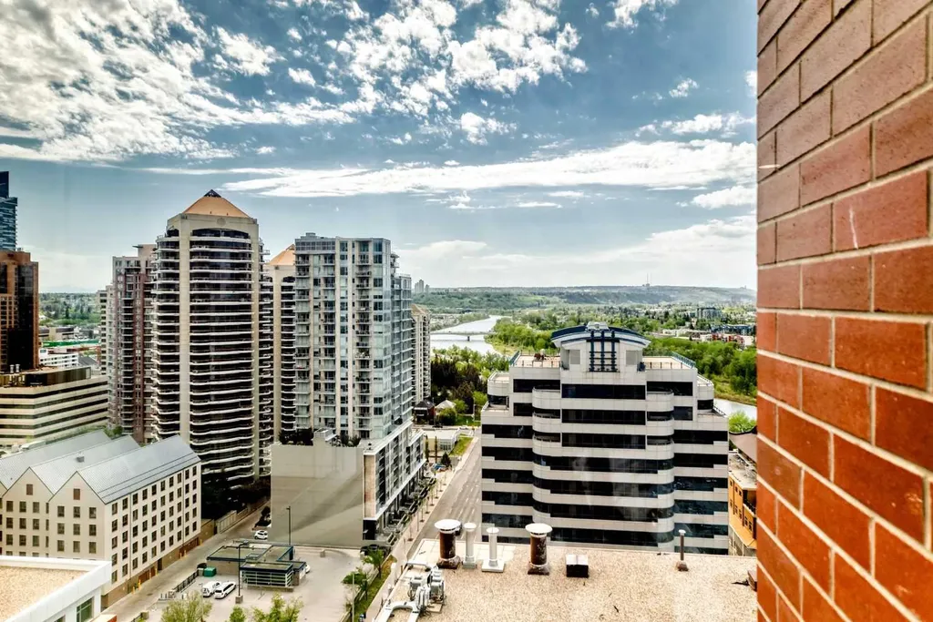 920 5 Avenue SW Calgary AB T2P5P6