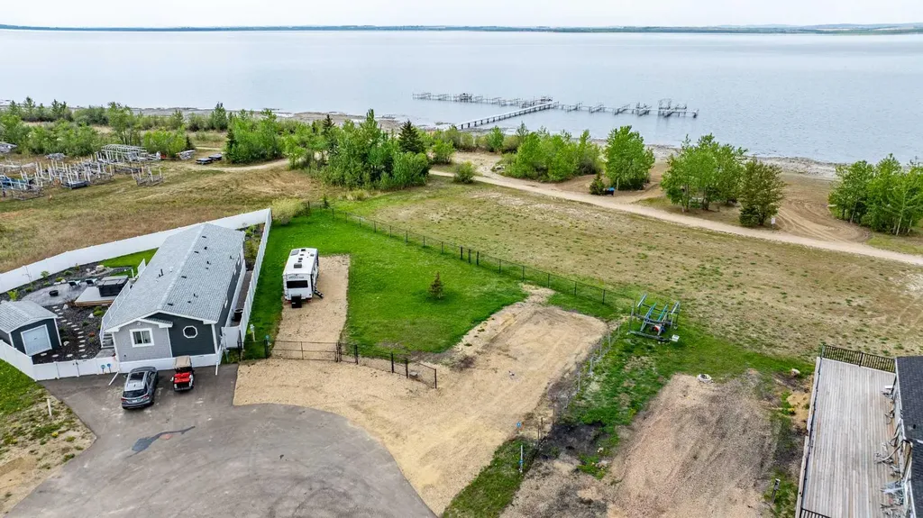 41310 Range Road 282 Rural Lacombe County AB T4L 2N3